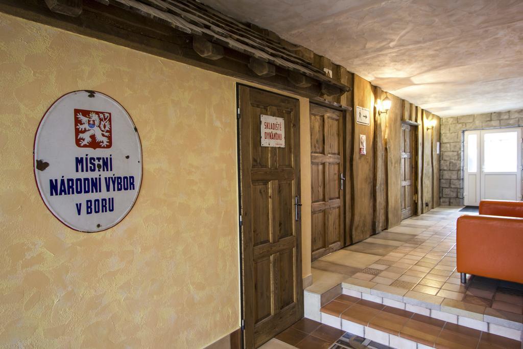 Penzion 43 Bor Ngoại thất bức ảnh